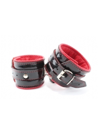Лаковые чёрно-красные перфорированные наручники - БДСМ Арсенал - купить с доставкой в Абакане