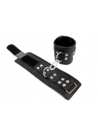 Черные кожаные наручники с заклепками с фиксацией липучками - Notabu - купить с доставкой в Абакане