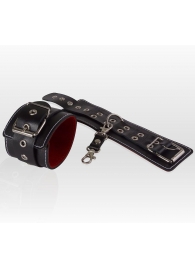 Чёрные кожаные наручники с контрастной строчкой и красной изнанкой - Sitabella - купить с доставкой в Абакане