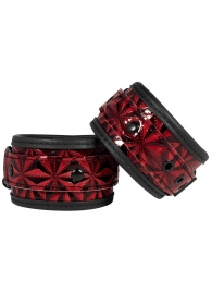 Красно-черные поножи Luxury Ankle Cuffs - Shots Media BV - купить с доставкой в Абакане