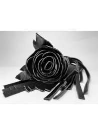 Черная кожаная плеть с розой в рукояти - 40 см. - БДСМ Арсенал - купить с доставкой в Абакане