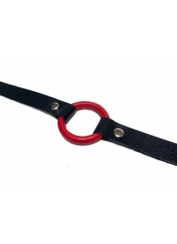 Красный кляп-кольцо на черных кожаных ремешках - БДСМ Арсенал - купить с доставкой в Абакане