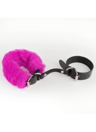 Черные кожаные наручники со съемной ярко-розовой опушкой - Sitabella - купить с доставкой в Абакане