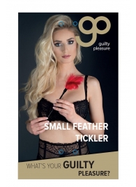 Пластиковая метелочка с красными пёрышками Small Feather Tickler - 32 см. - Blush Novelties - купить с доставкой в Абакане
