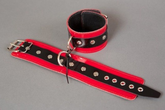 Красные лакированные наручники с клёпками - Подиум - купить с доставкой в Абакане