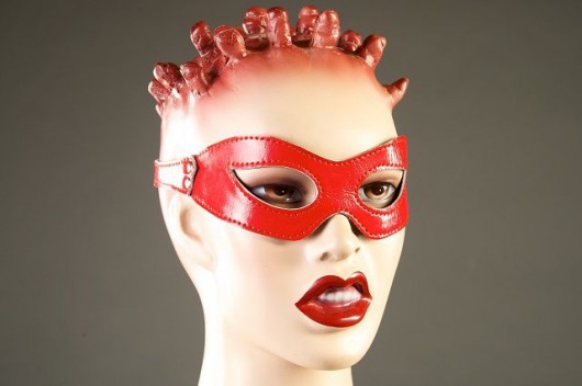 Красная лакированная маска-очки - Подиум - купить с доставкой в Абакане