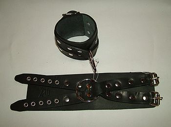 Чёрные кожаные наручники  Крест  без подкладки - Подиум - купить с доставкой в Абакане