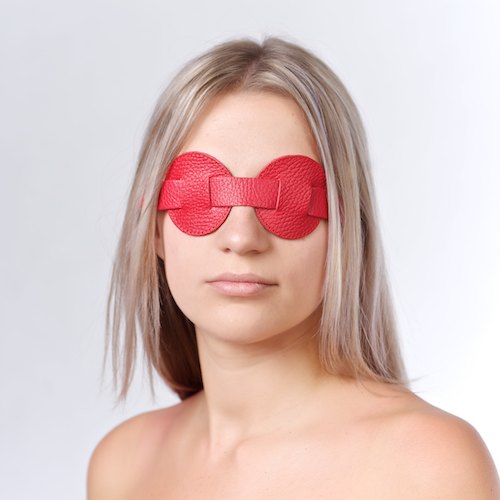 Красная кожаная маска на глаза для эротических игр - Sitabella - купить с доставкой в Абакане