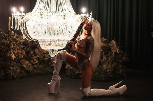 Коричневый флоггер Scandal из натуральной кожи - 78 см. - Scandal - купить с доставкой в Абакане