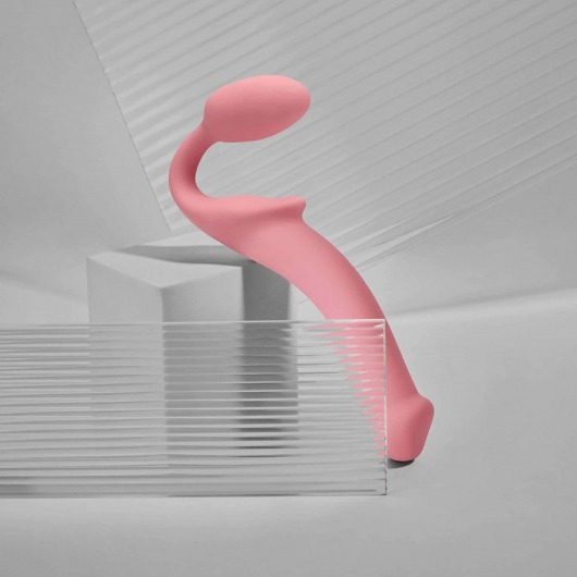 Розовый безремневой страпон Strap-on-me Semi-Realistic Bendable Strap-On size L - Strap-on-me - купить с доставкой в Абакане