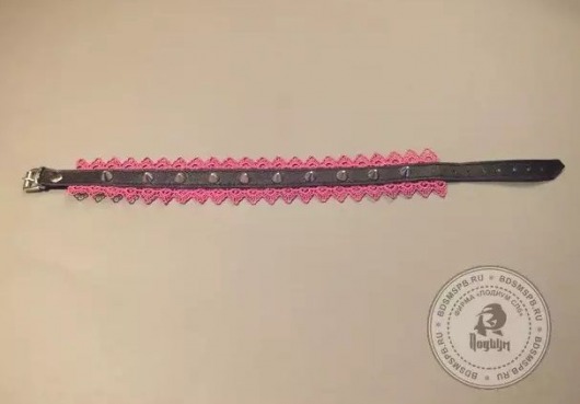 Чёрный ошейник с цикламеновым кружевом и шипами - Подиум - купить с доставкой в Абакане