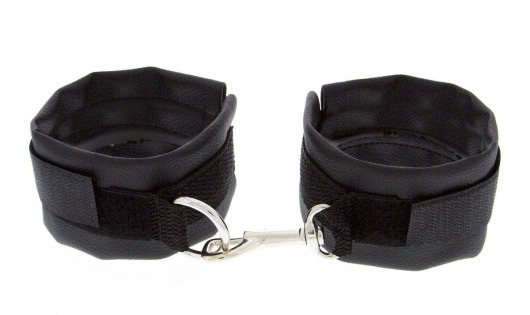 Чёрные полиуретановые наручники с карабином Beginners Wrist Restraints - Blush Novelties - купить с доставкой в Абакане
